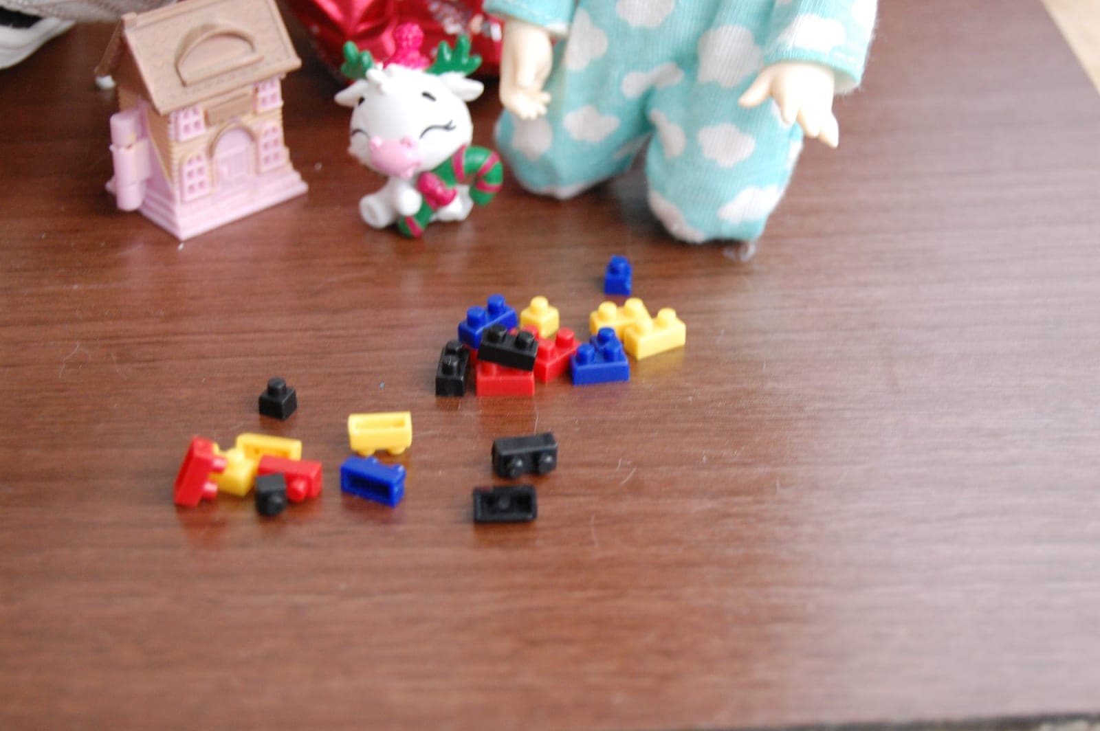 Miniature lego bricks 1/8