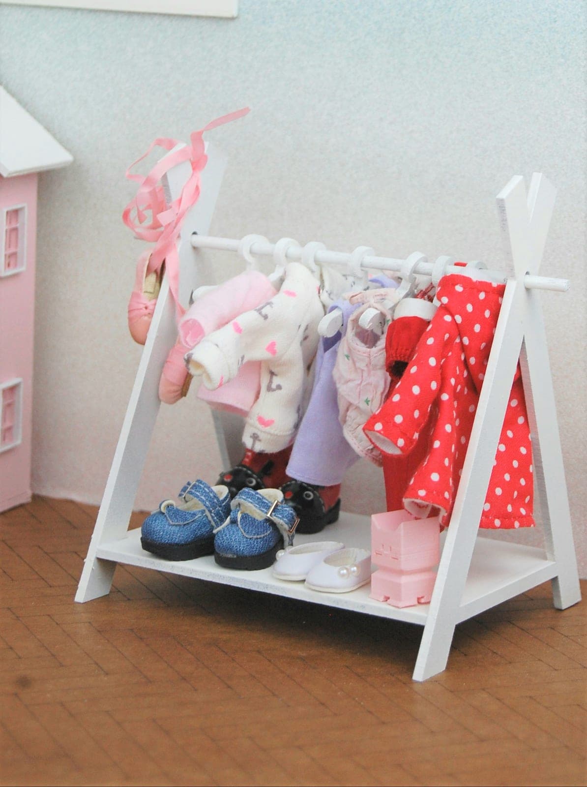 Miniature clothing rack 1/8 bjd pukifee lati yellow