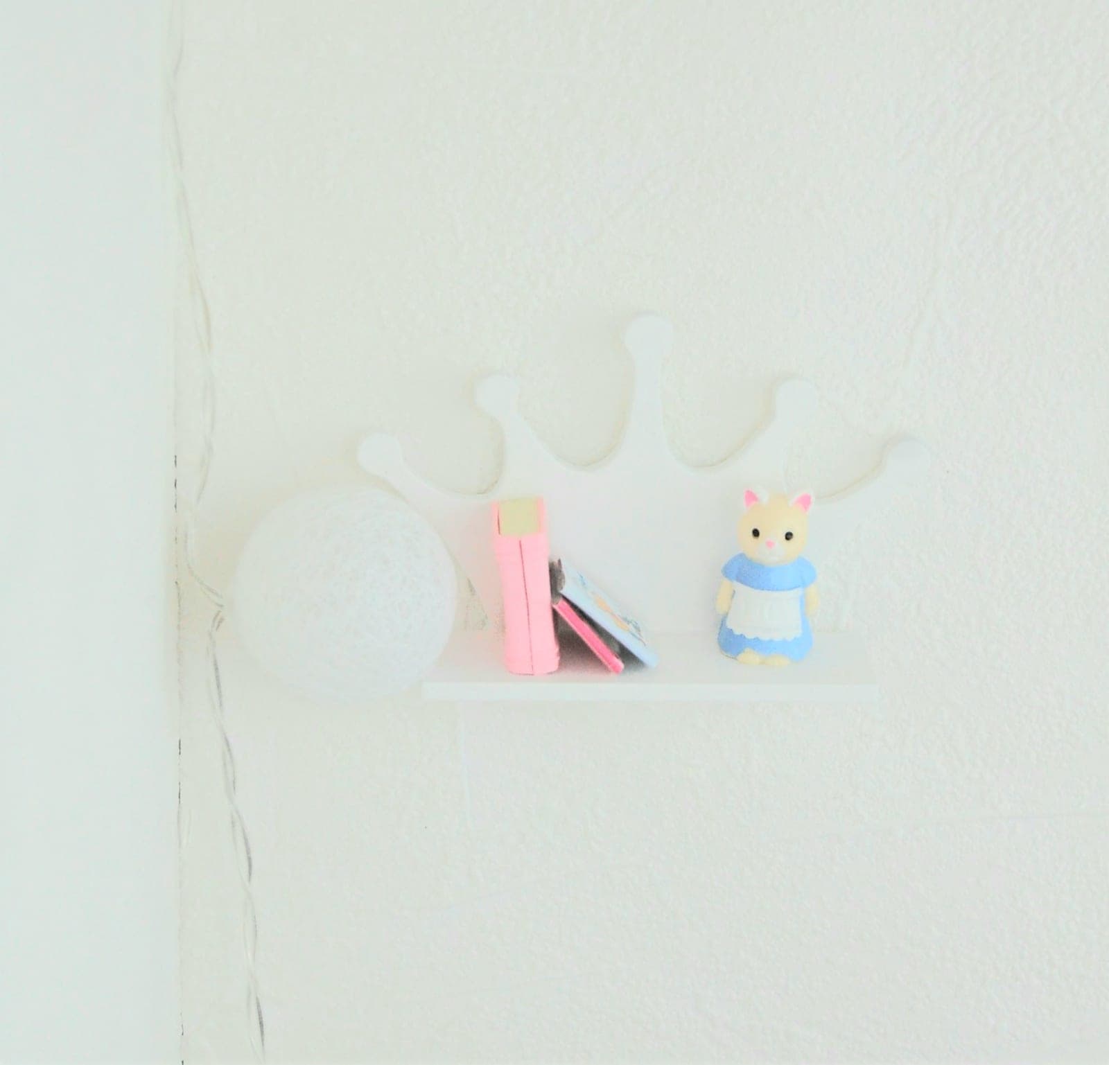 Etagère couronne 1/8