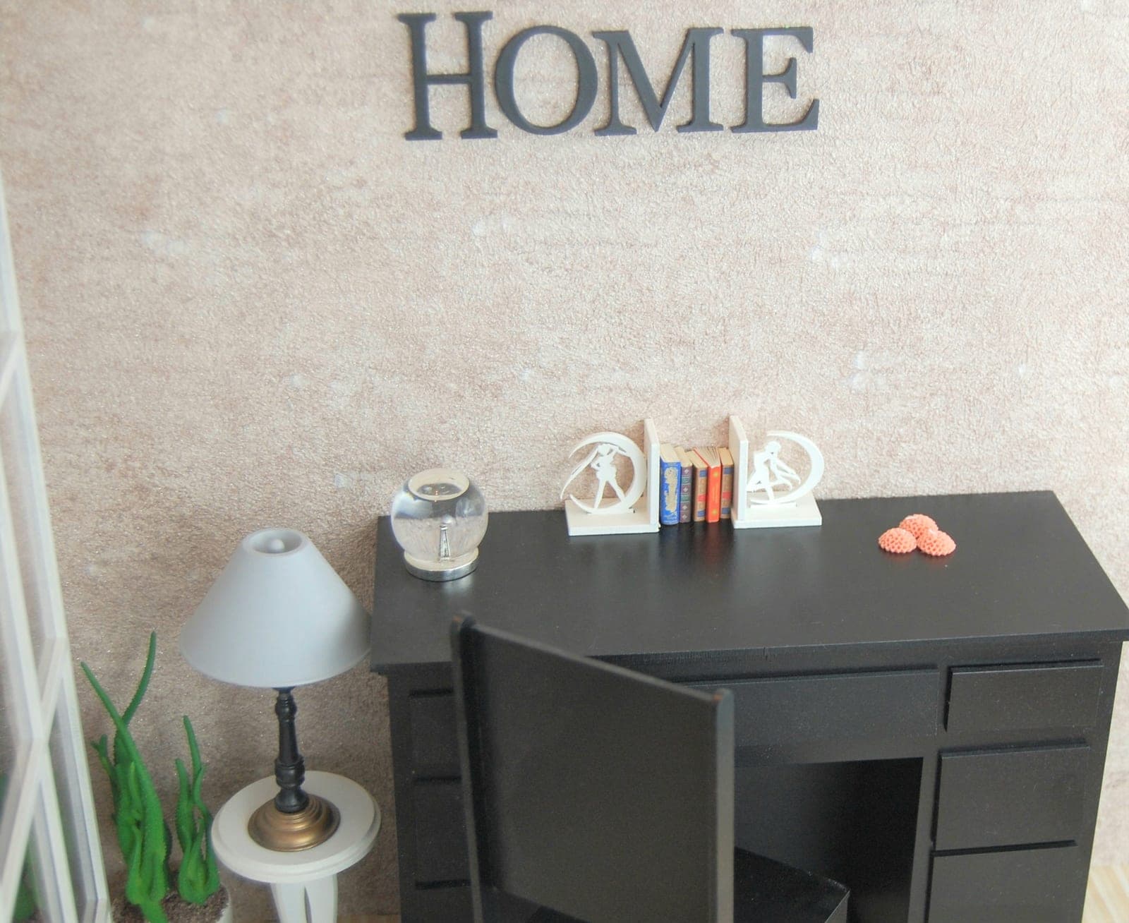 Miniature 'HOME' Decoration - 1/4 Scale Diorama for Minifee & MSD Dolls