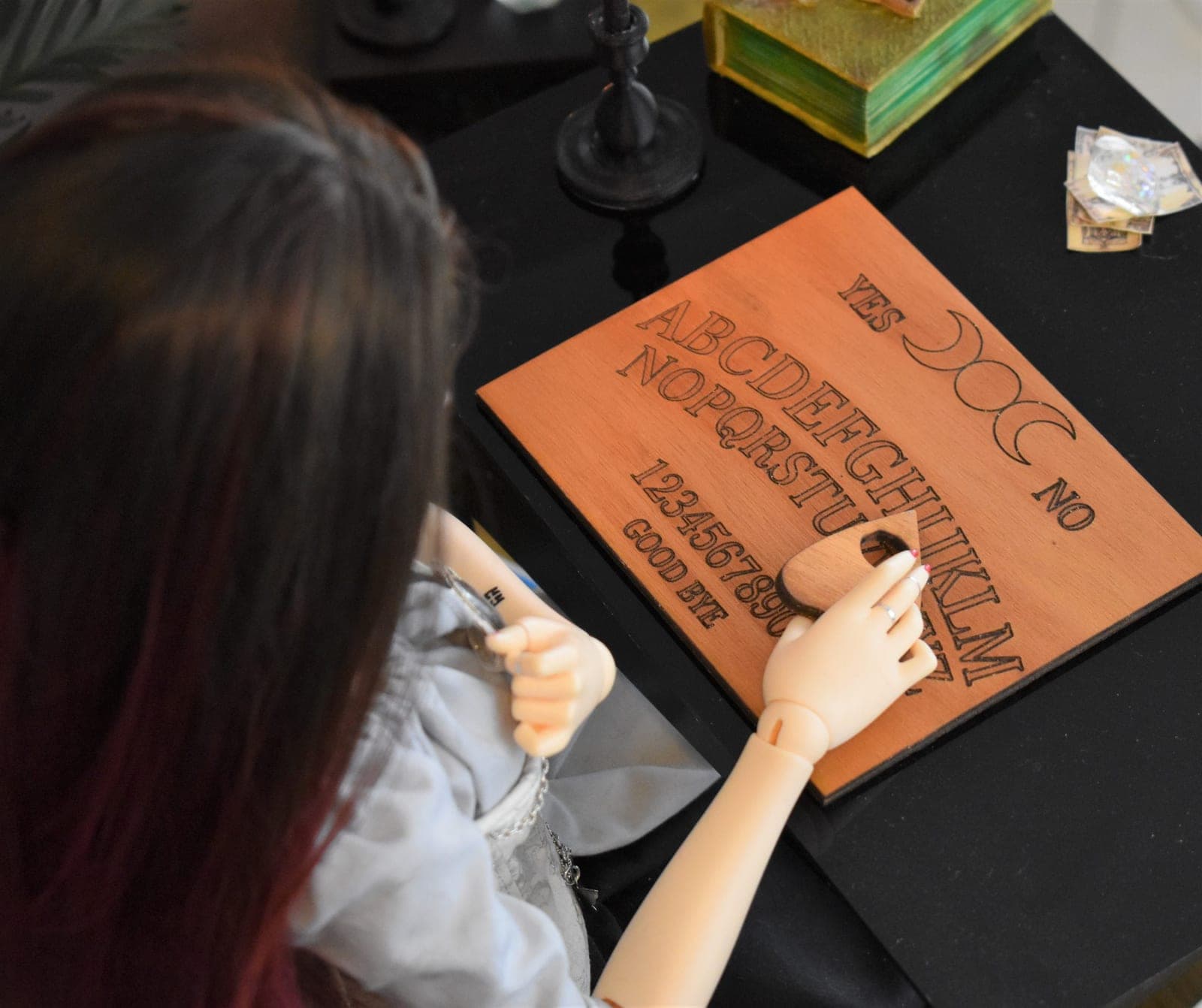 Planche de ouija miniature