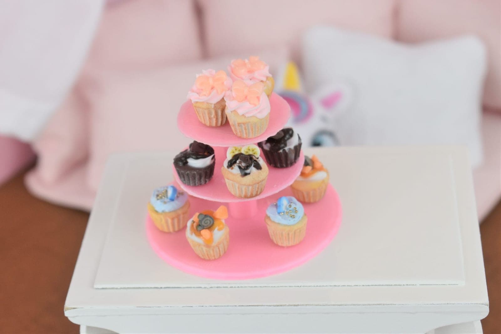 Miniature cupcake display diorama 1/6 Blythe, pullip, Barbie
