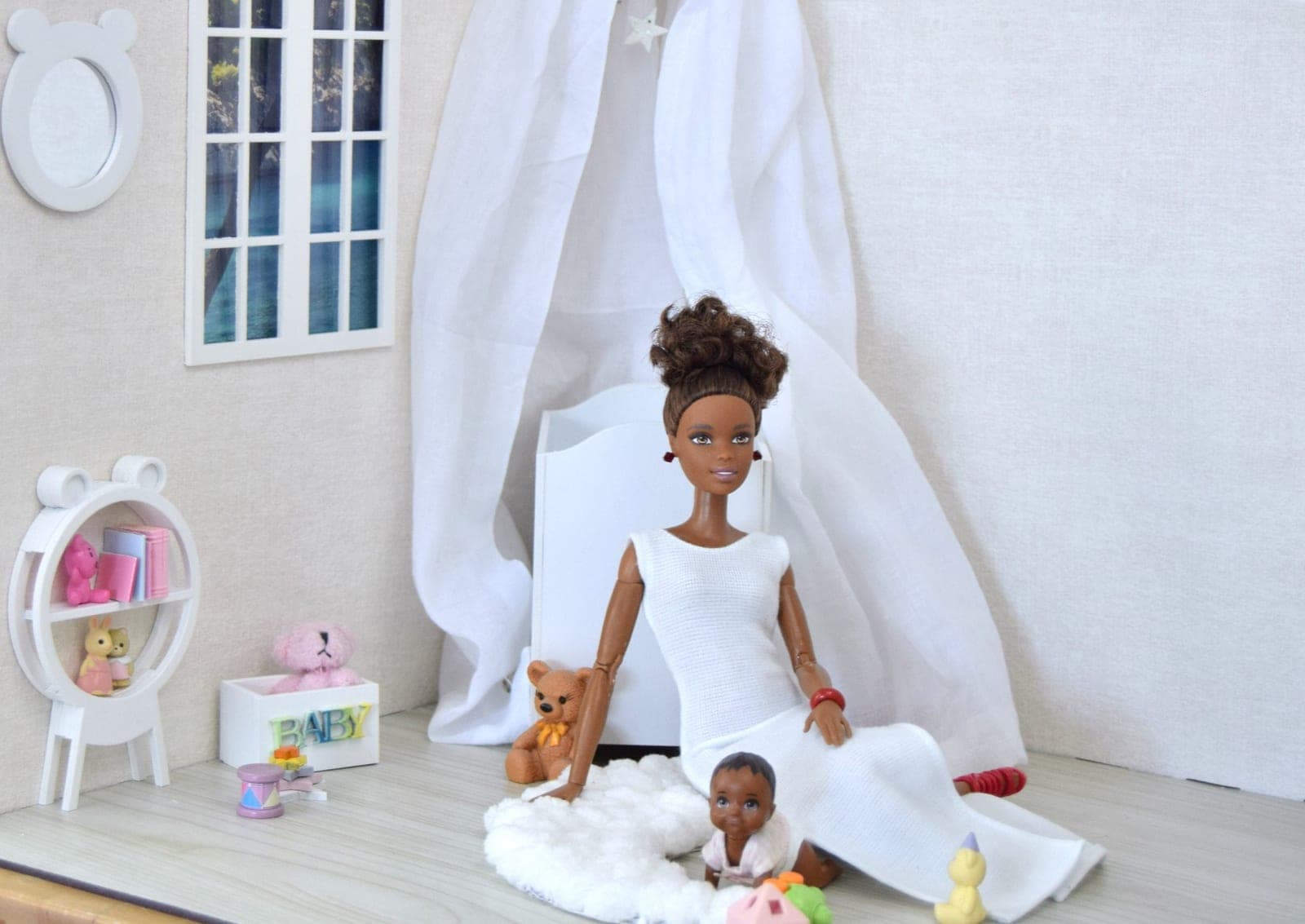 Miniature “baby” storage box 1/6 - 1/8