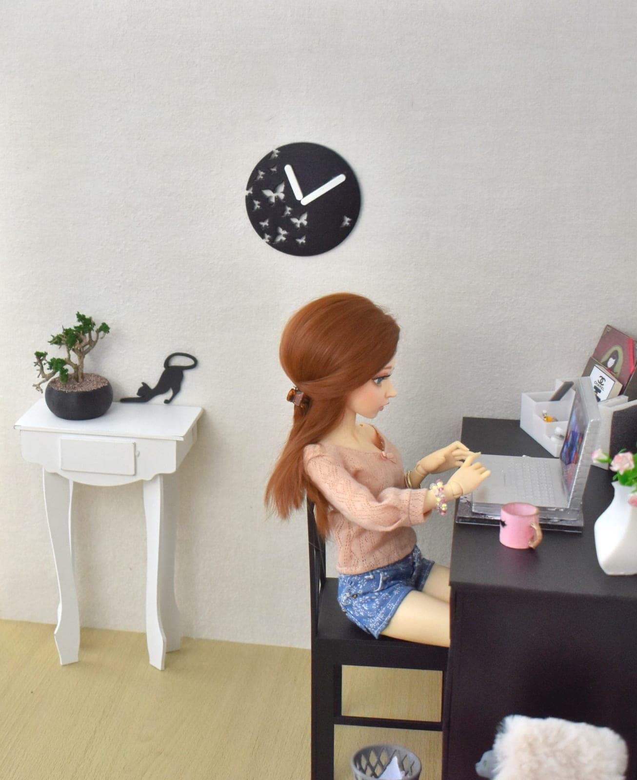 Miniature clock 1/4 - Diorama wall decoration