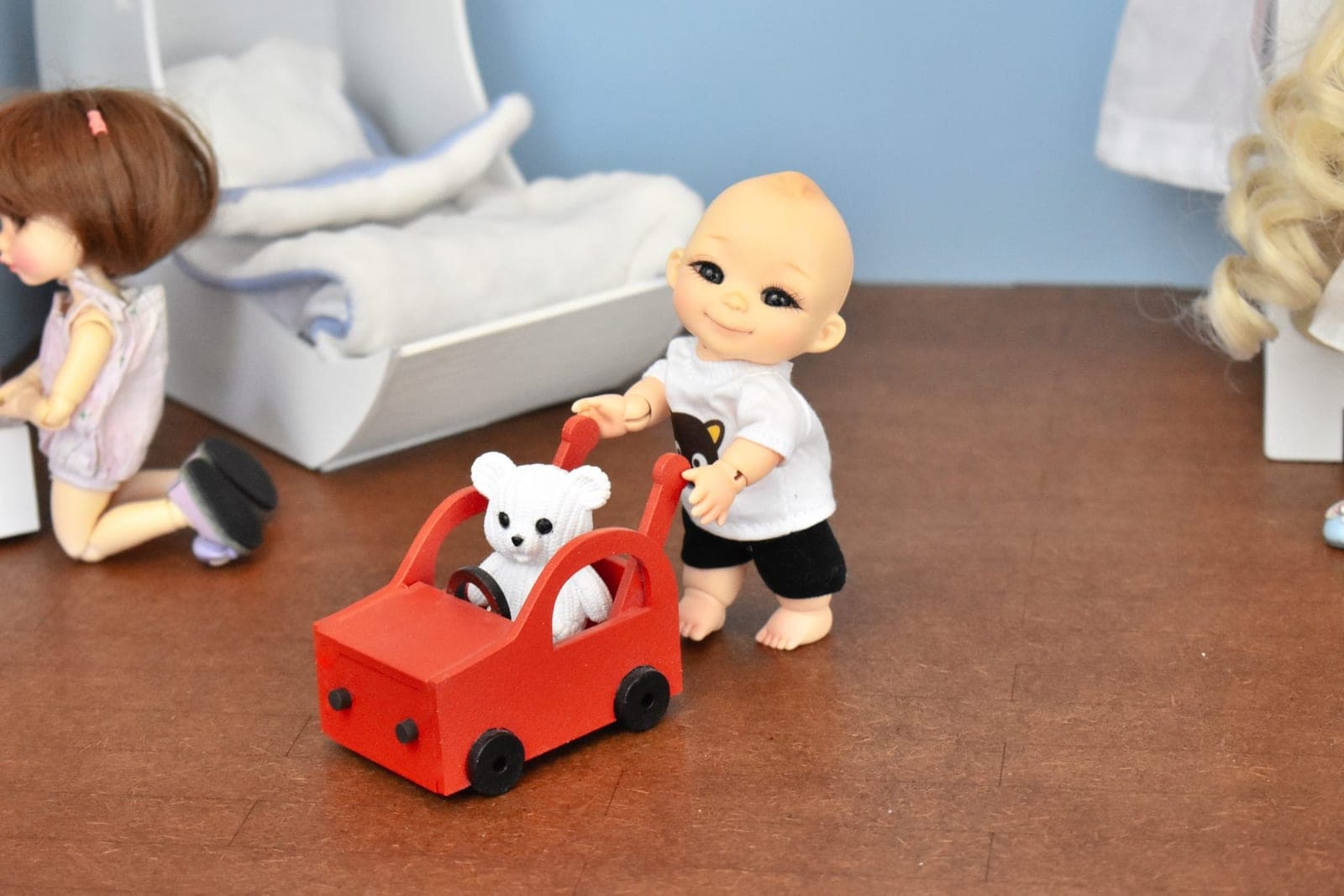 Poussette voiture 1/8 miniature