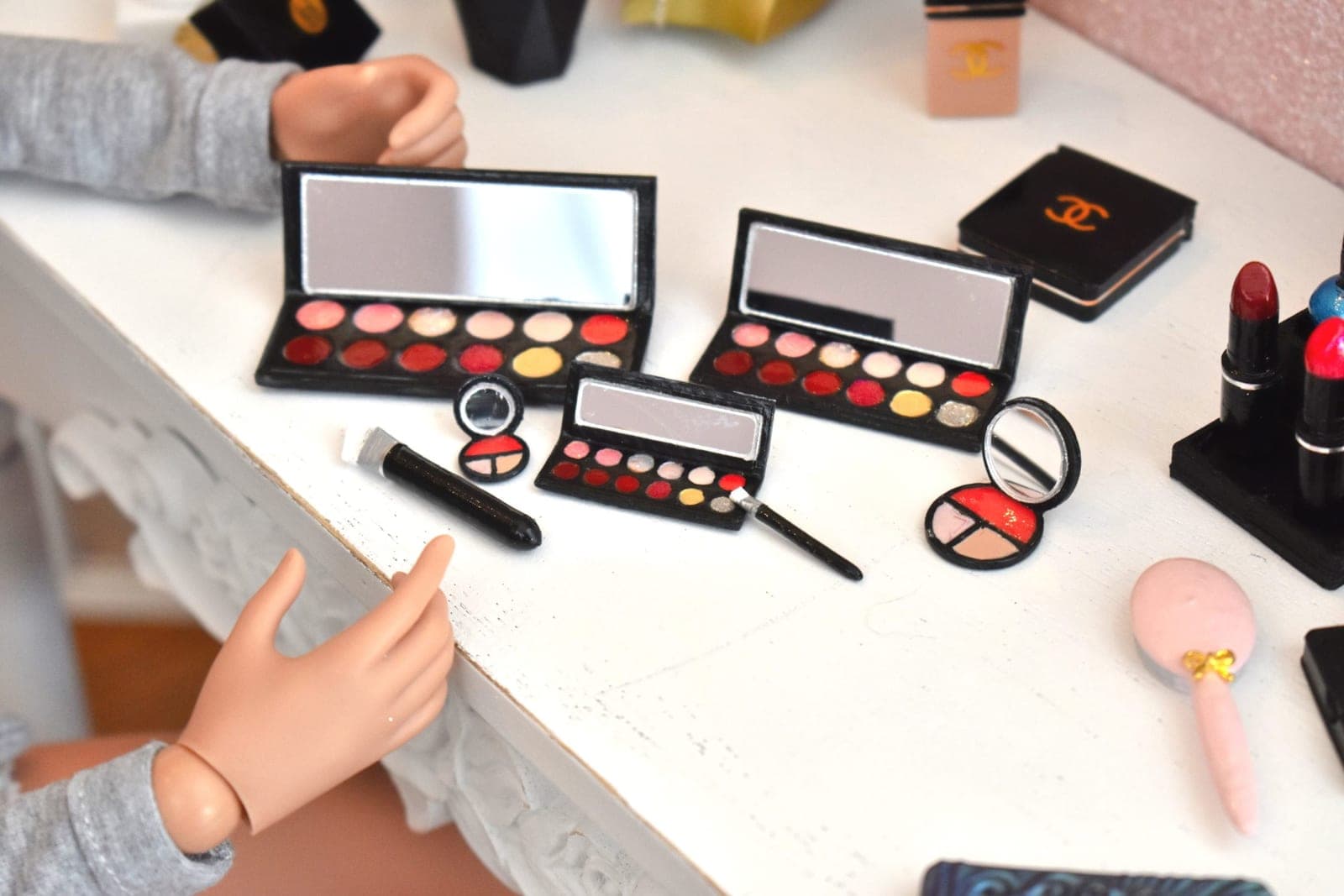 Palette de maquillage miniature