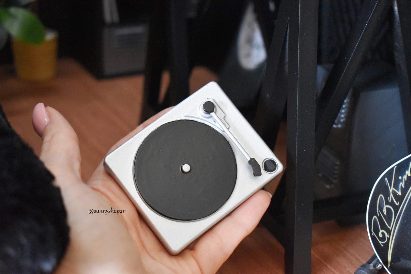 Platine vinyle miniature 1/4 – Avec 2 disques personnalisables