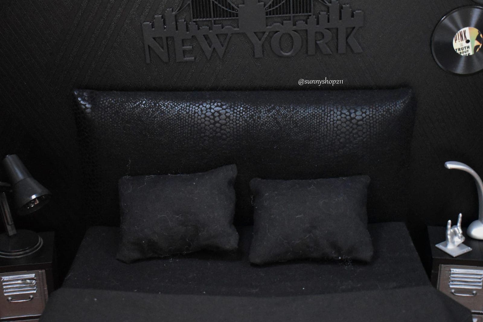 Lit double miniature 1/4 – Style Rock & Urbain New York