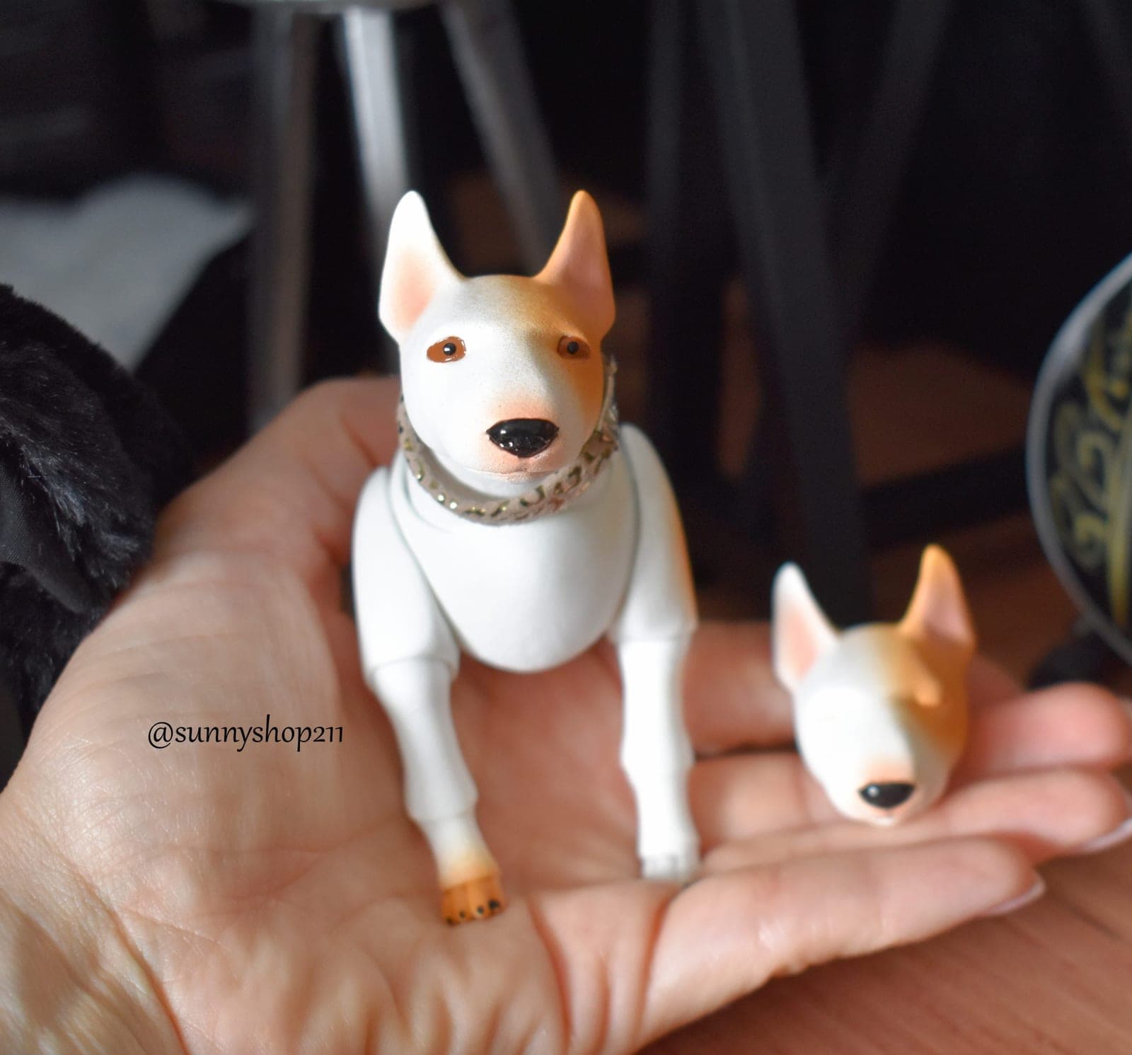 Bull Terrier BJD « Joplin » – Miniature articulée (1/4 • 1/6)