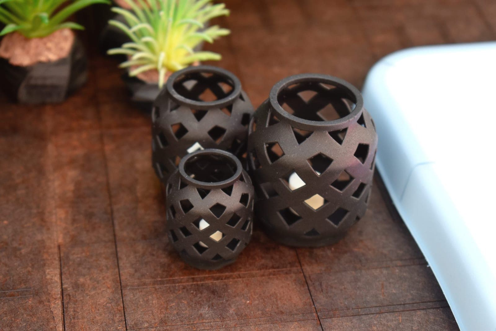 Lot of miniature candle lanterns 1/6, 1/4 or 1/3