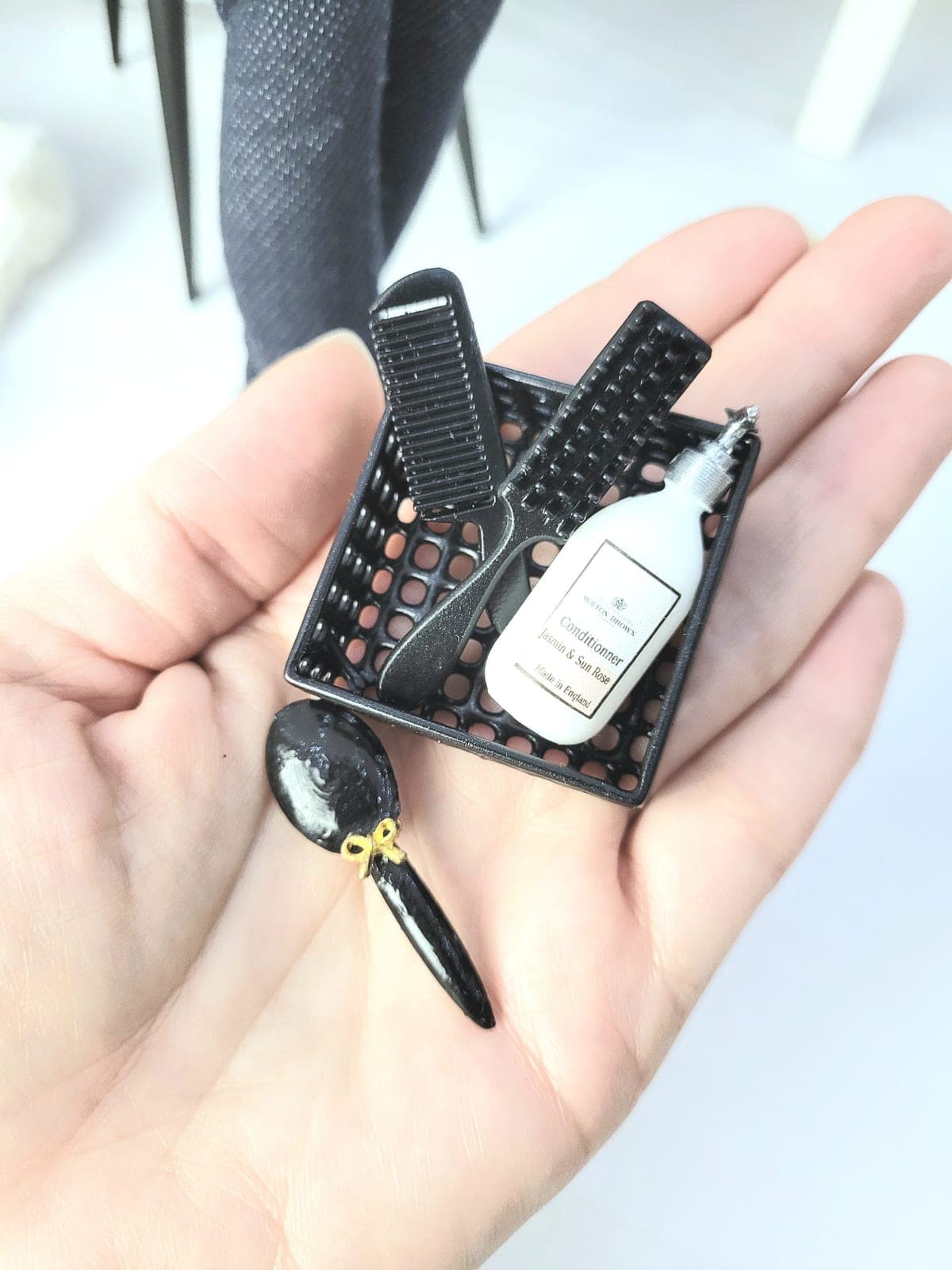 miniature 1/4 minifee