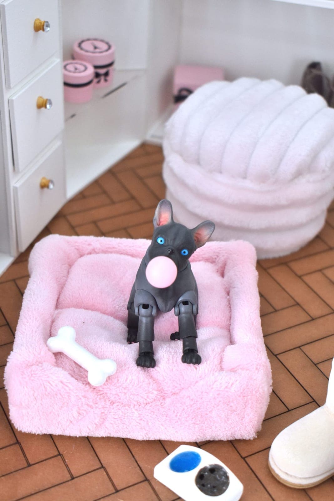 BJD miniature magnetic dog ball