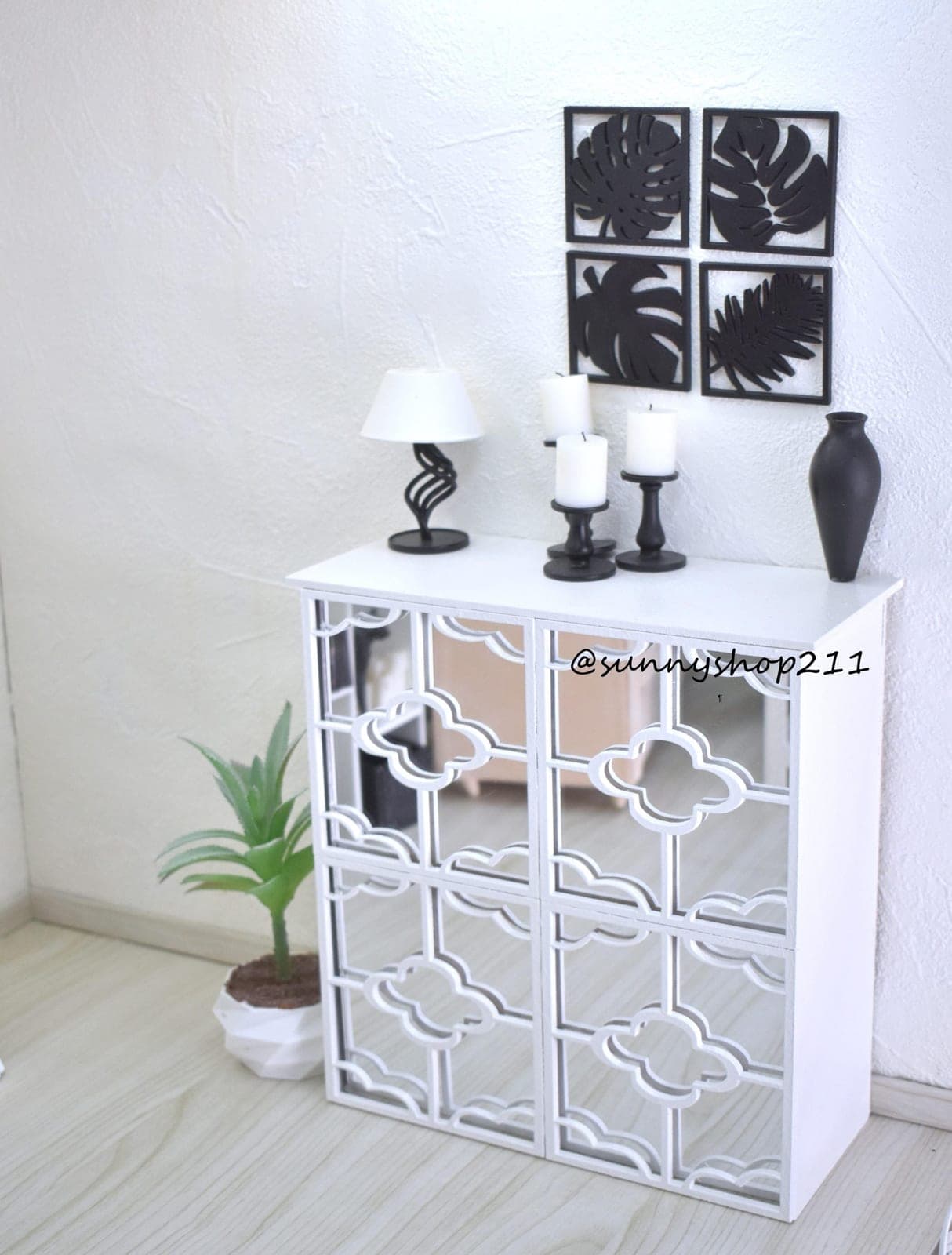 Commode miniature 1/4 minifee