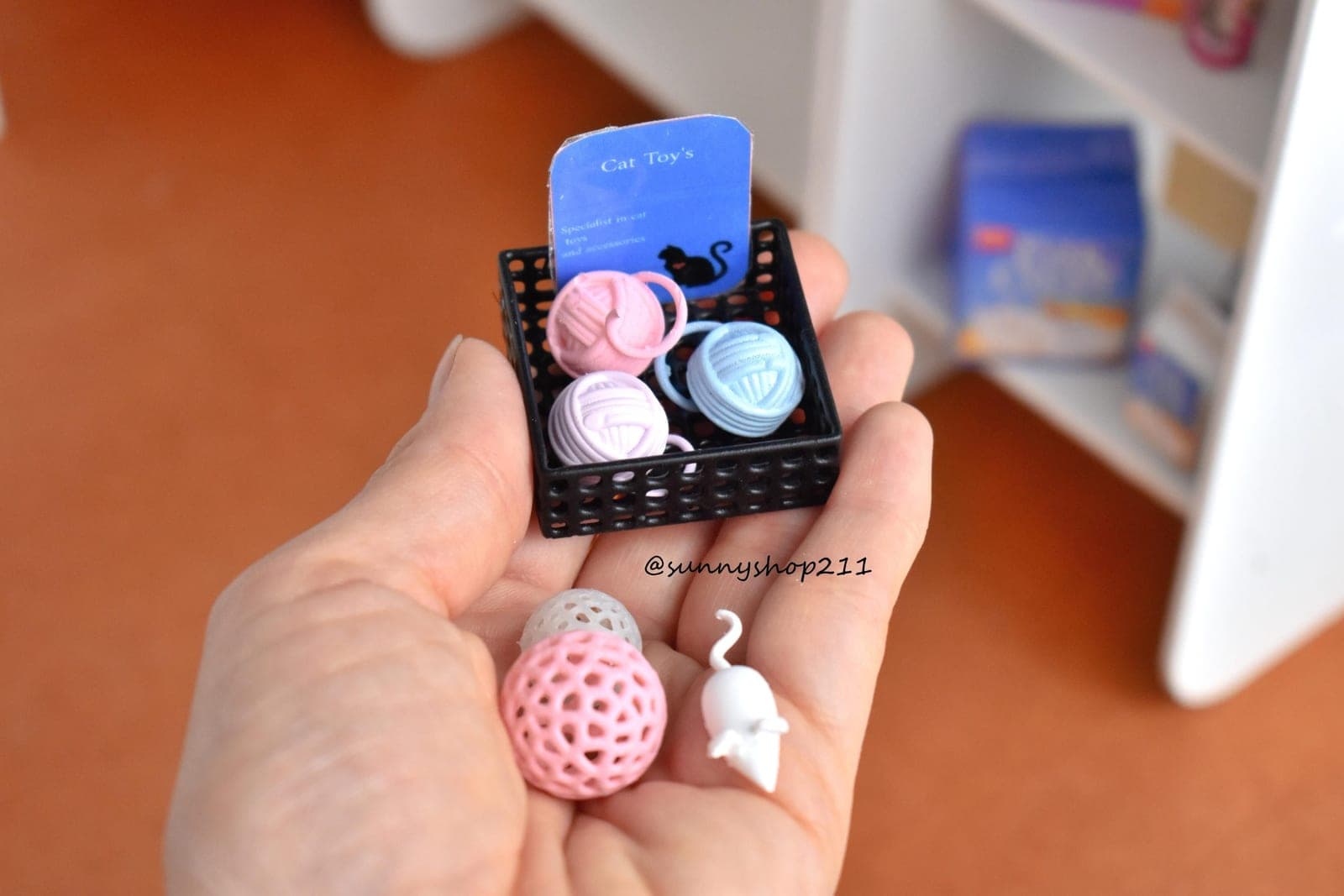 Jouets pour chat miniature