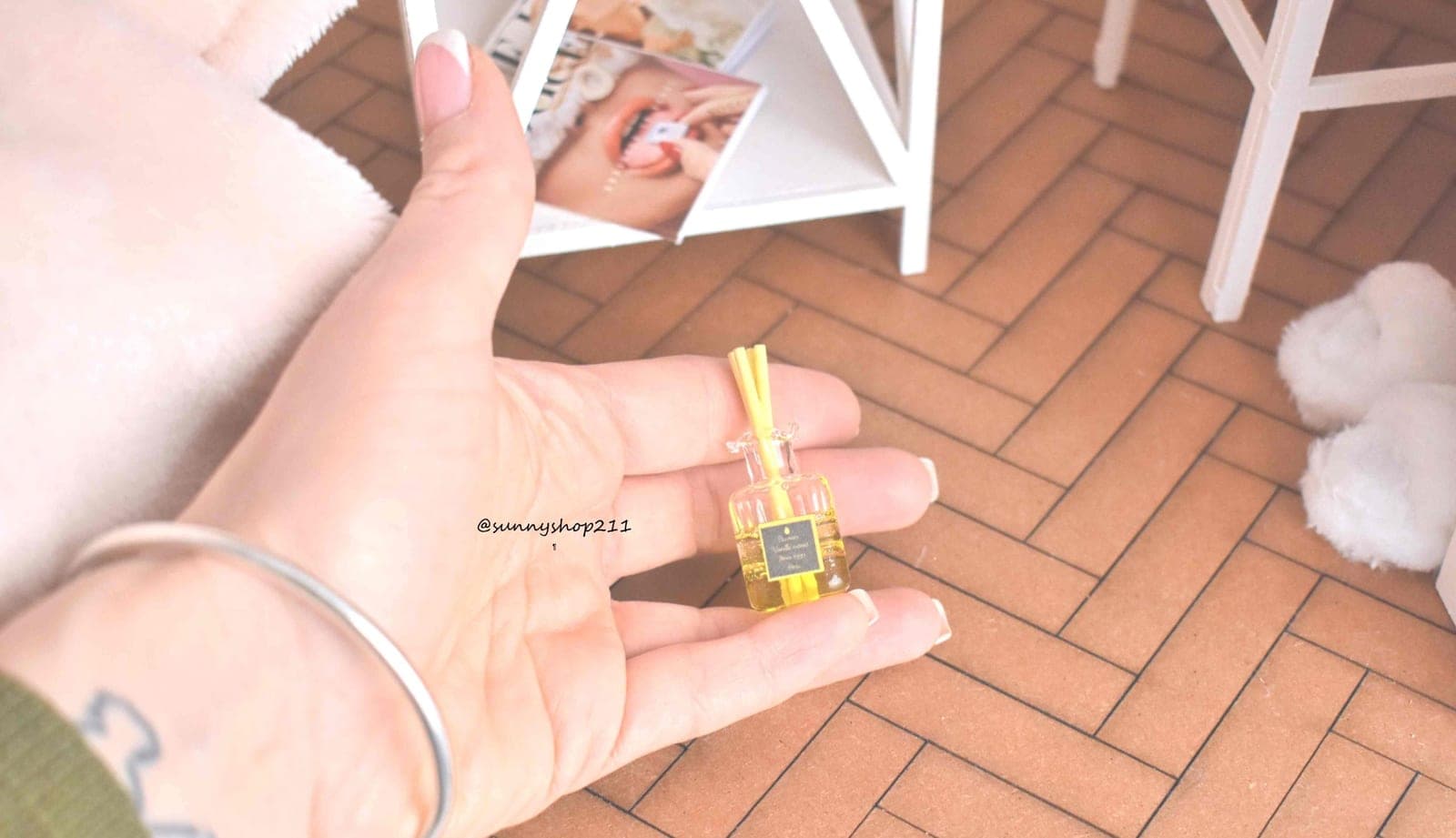 Diffuseur de parfum simulation miniature 1/4 MSD, minifee.