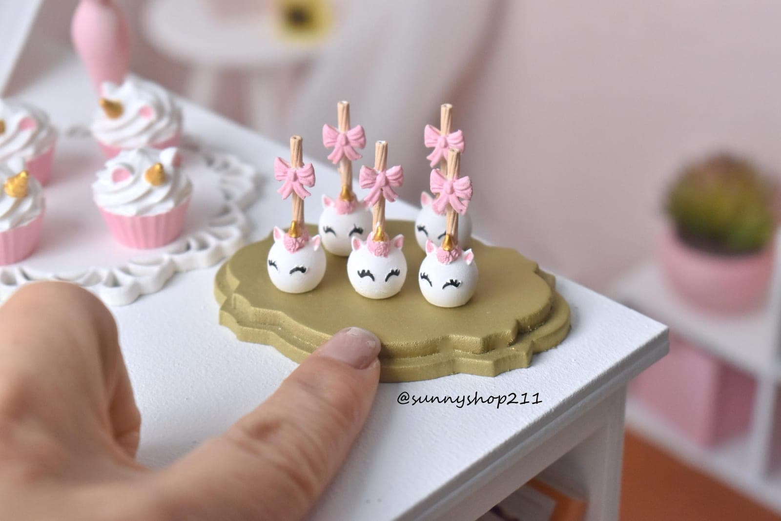 Cake pop's simulation licorne