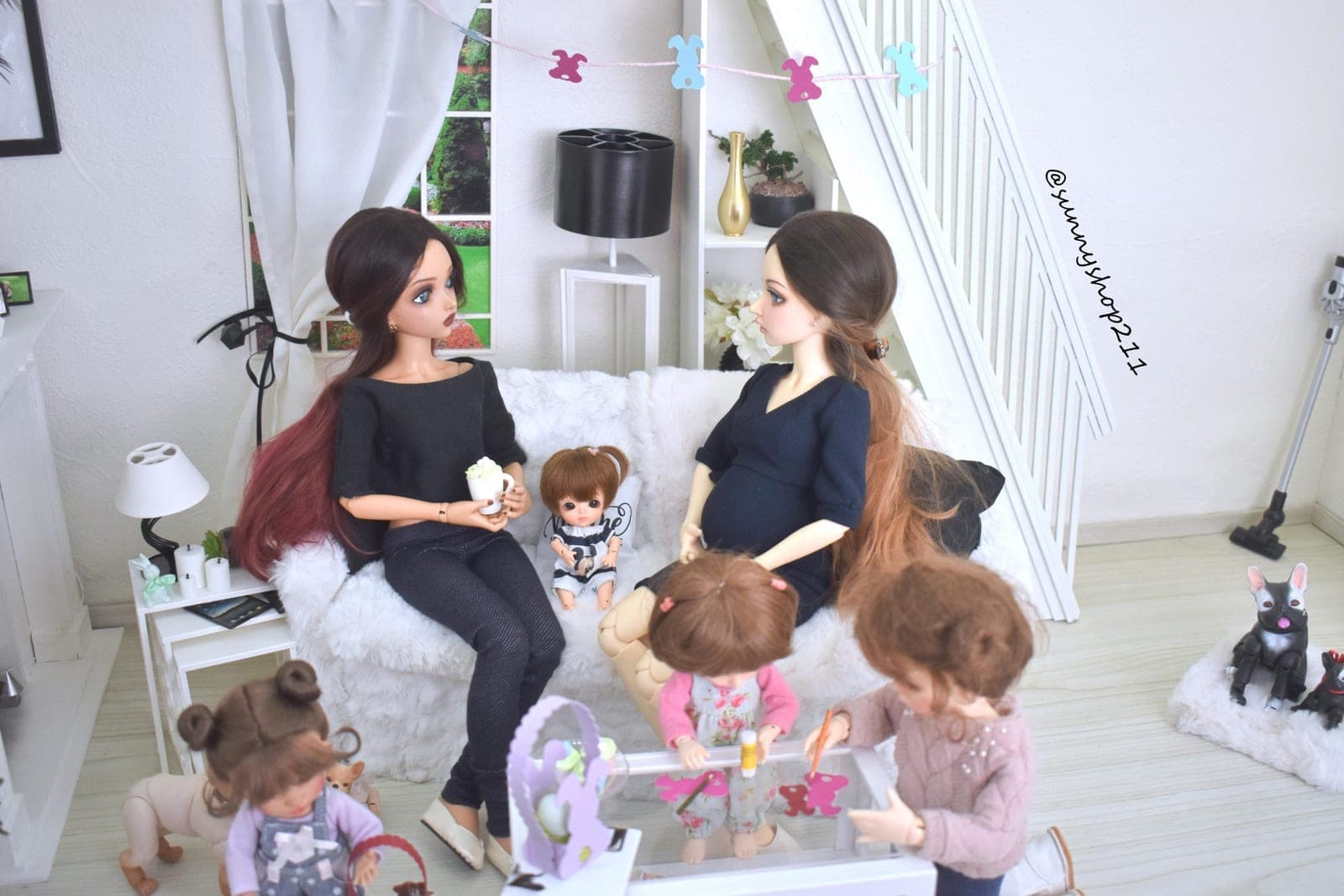 Nala's Family – The Sisters & Their Universe