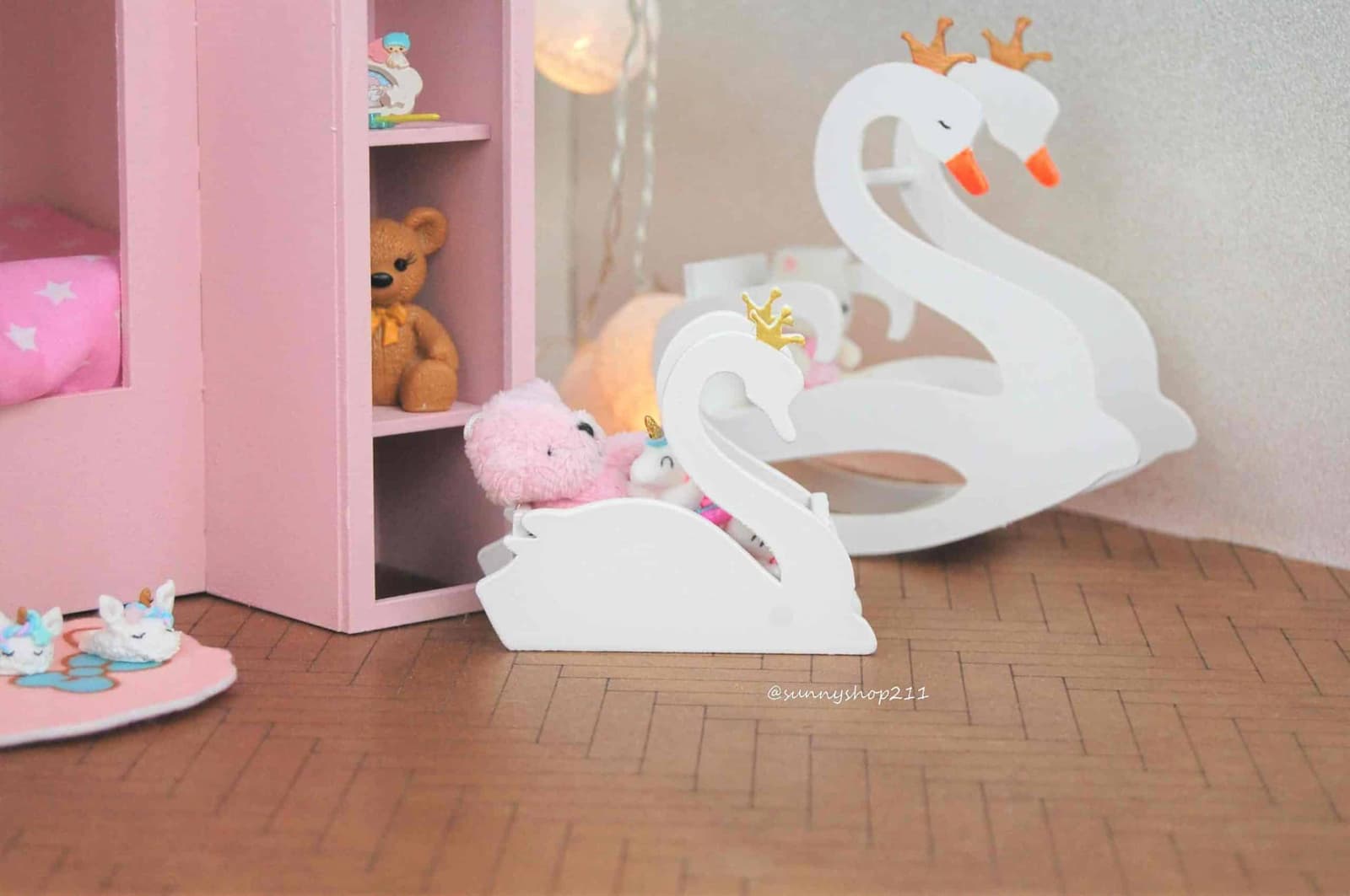 caisse de rangement cygne miniature 1/8 pukifee, lati Yellow,