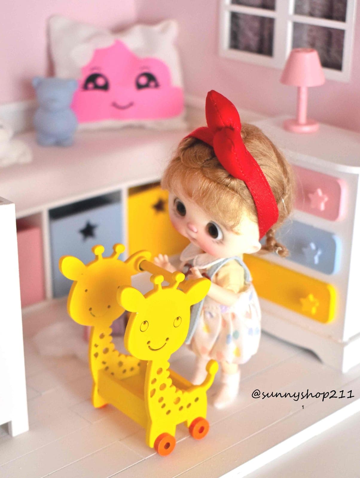 Jouet à pousser girafe miniature pukifee, stodoll, obitsu 11