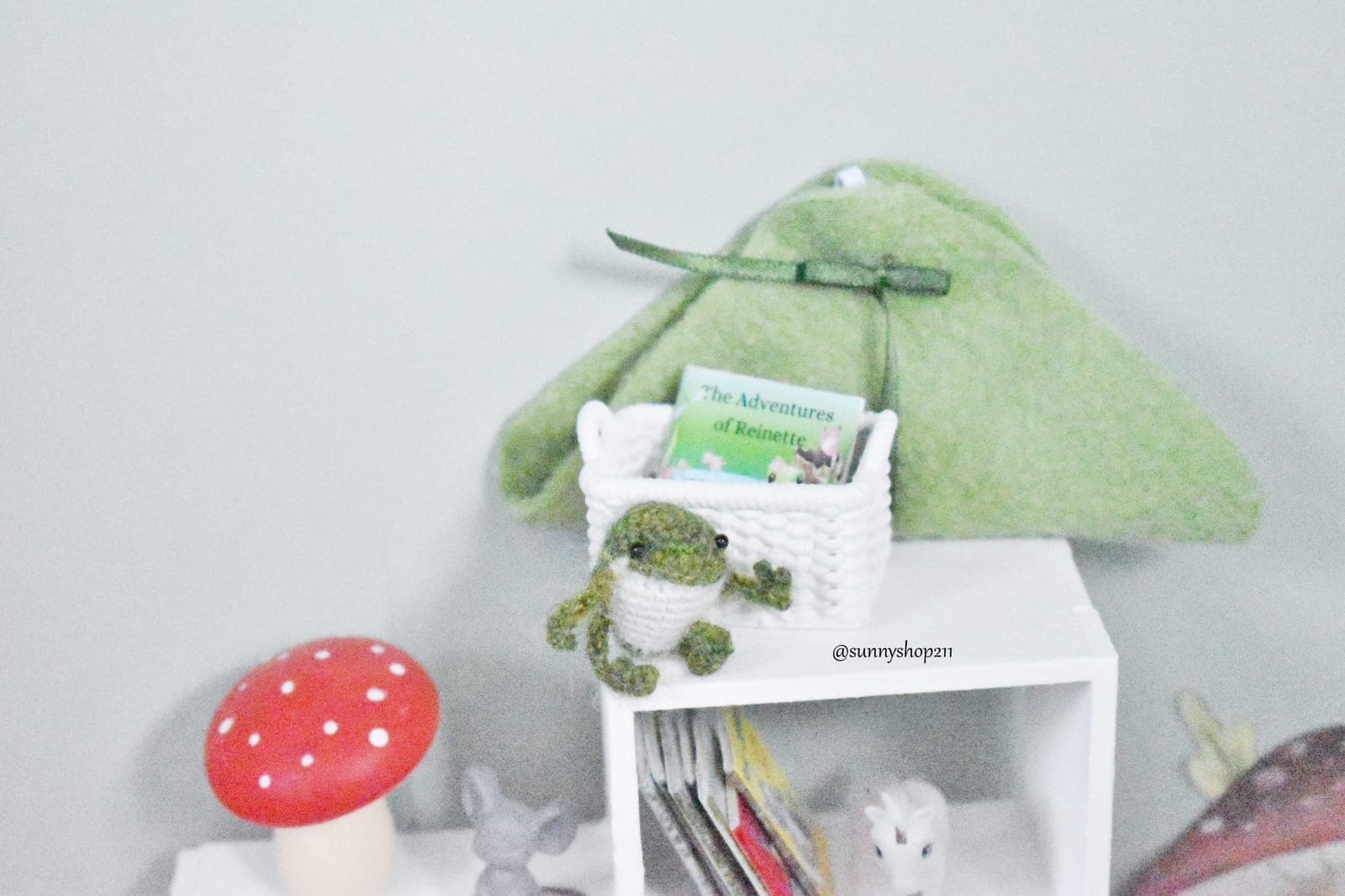 Doudou grenouille miniature