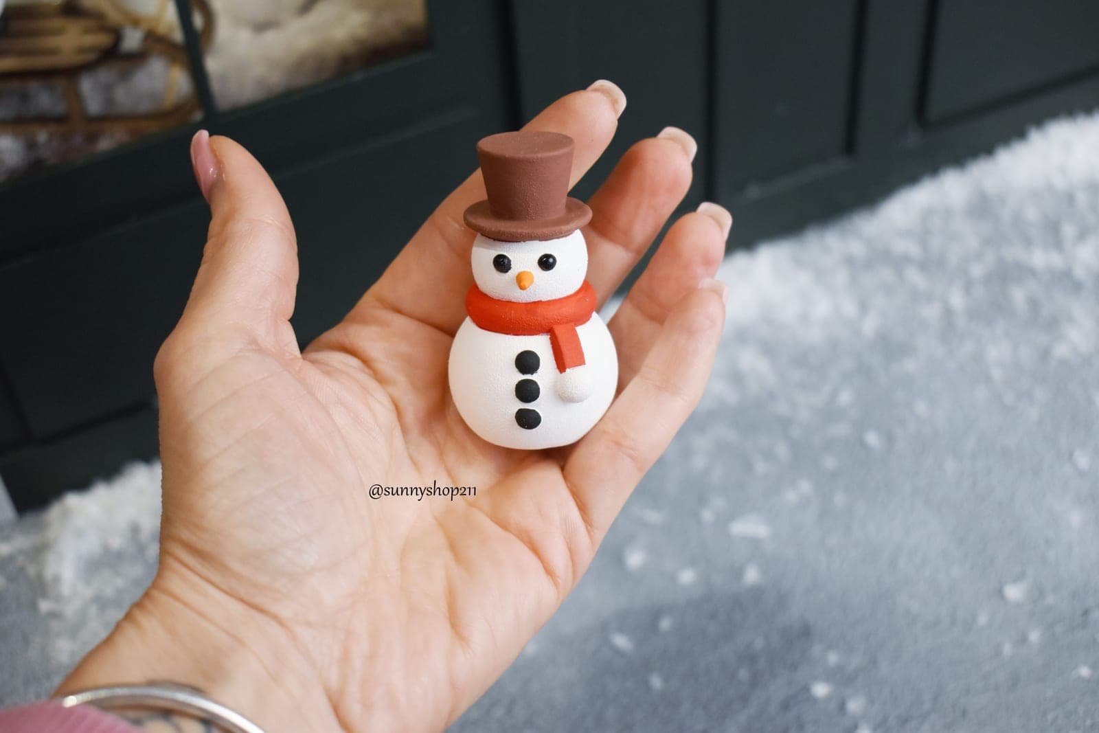 ⛄ Bonhomme de Neige Miniature – Pièce Artisanale
