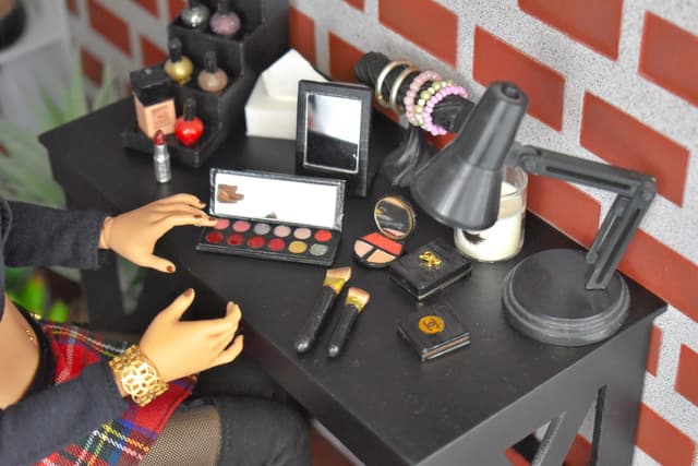π Make-up
