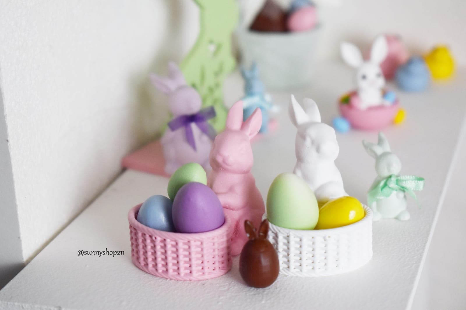 ? Lapin de Pâques miniature avec panier – 1/8 · 1/6 · 1/4