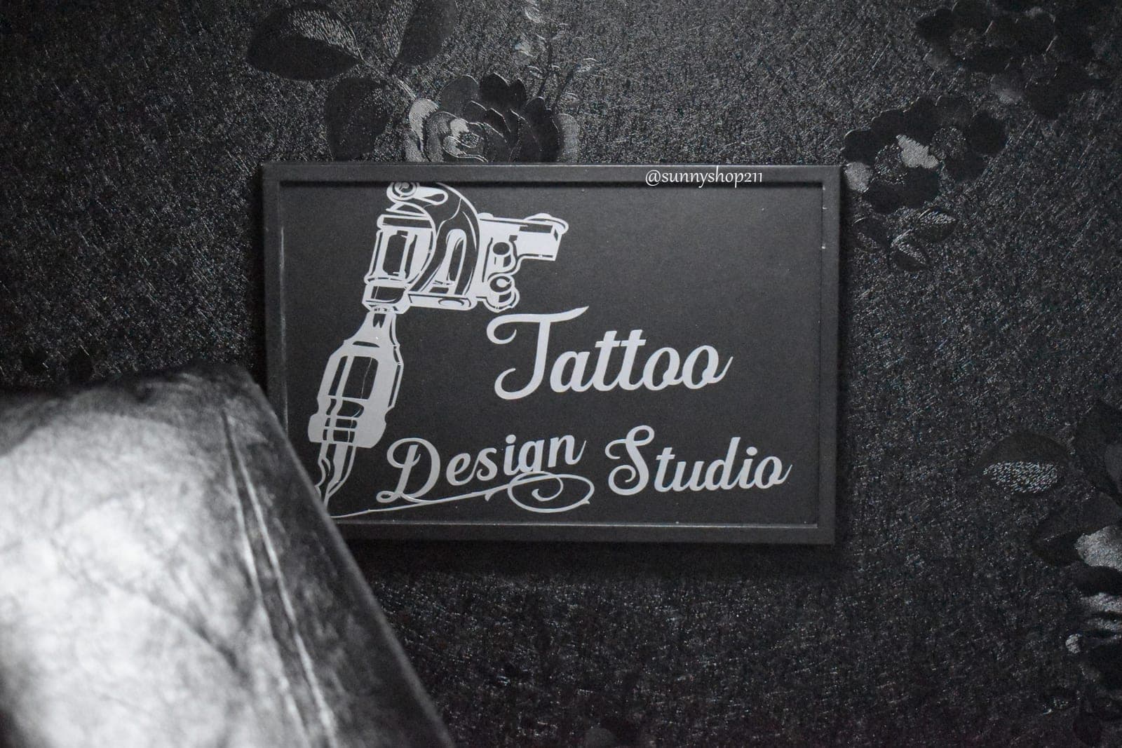 ? Cadre mural "Tattoo Design Studio" miniature – 1/6 · 1/4