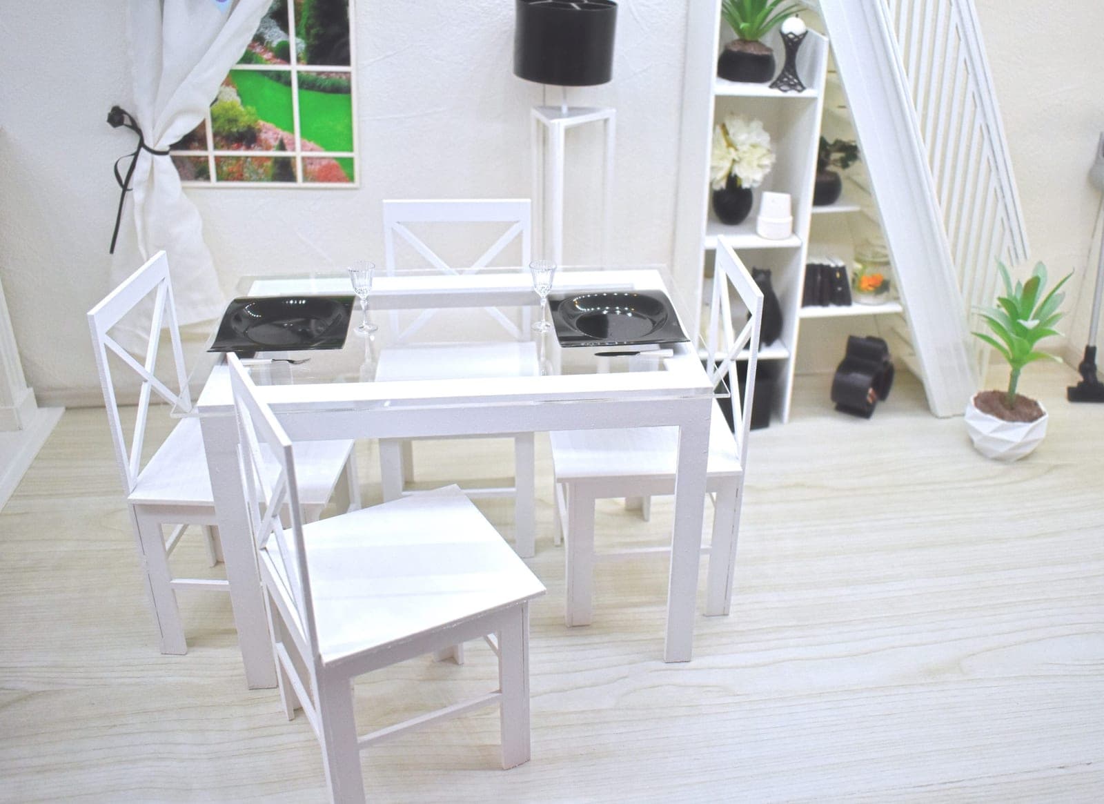 Table à manger 1/4 minifee