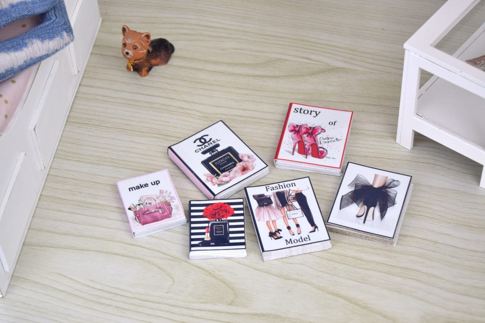 livres 1/6 miniature Barbie