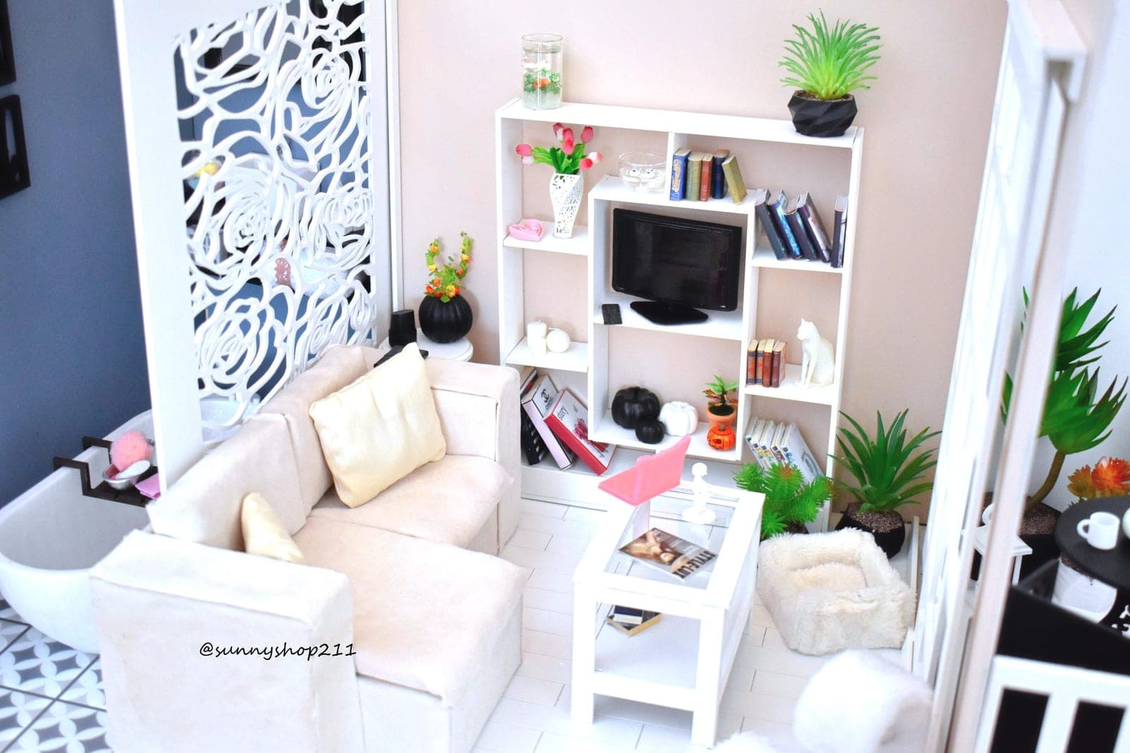 Studio 1/6