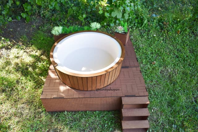 Jacuzzi & terraces