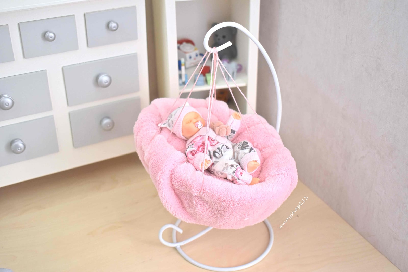 Miniature hanging nest bed for bjd baby, pukifee, lati Yellow, Nappy choo.