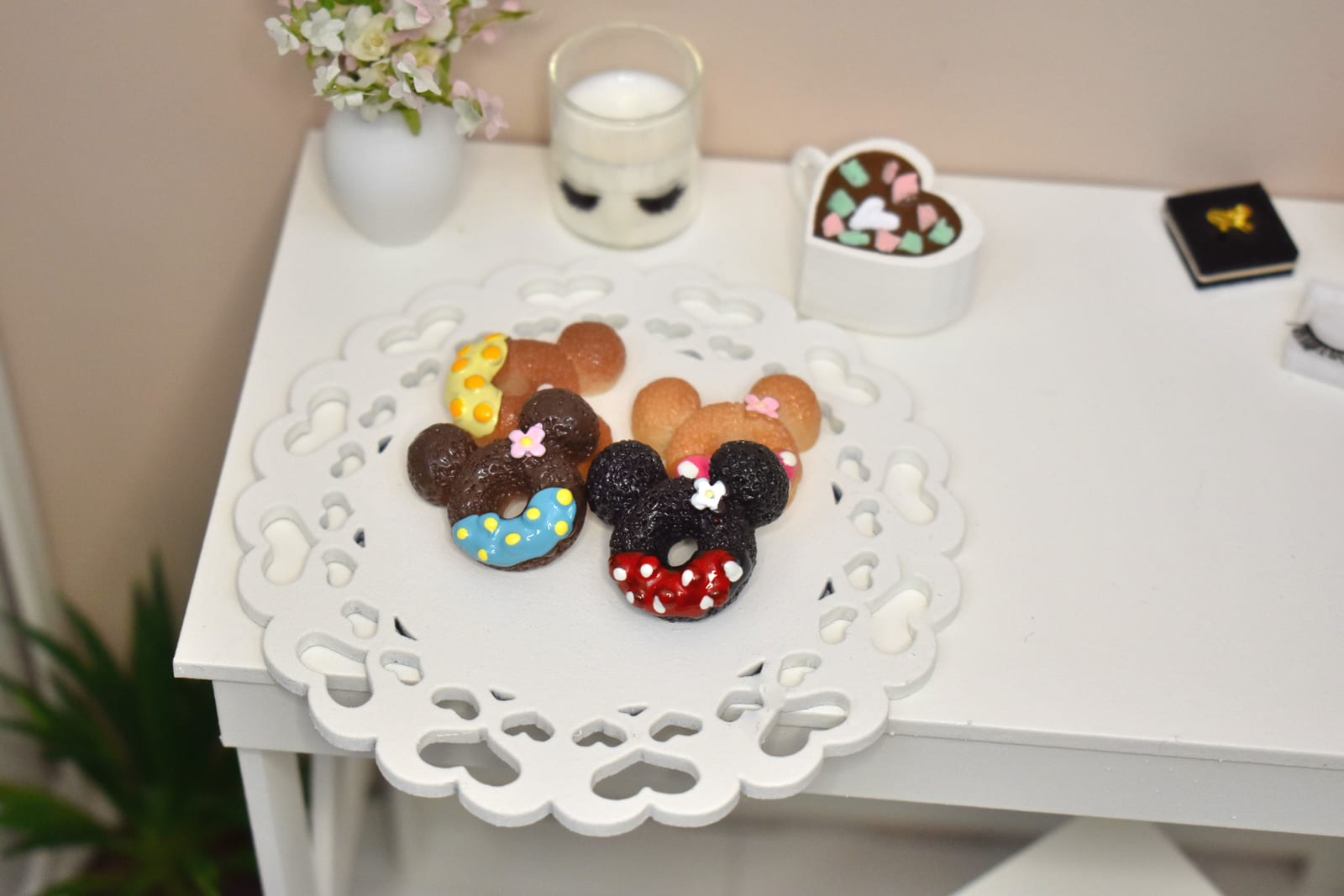 Miniature cake dish