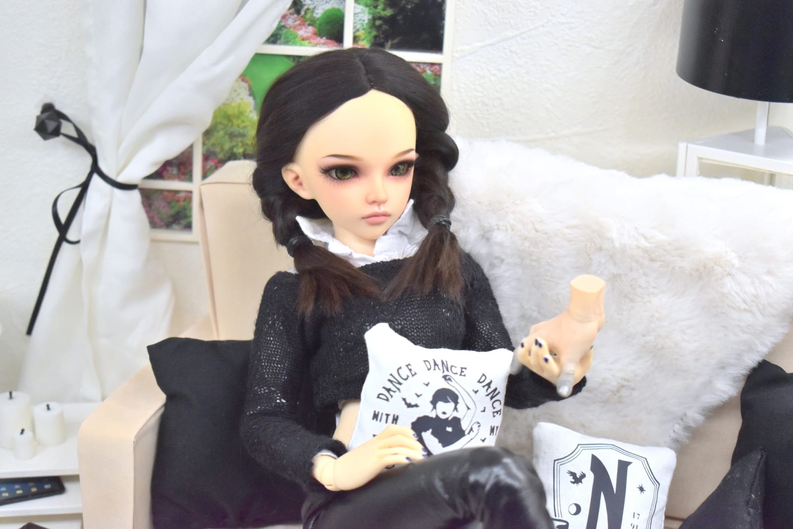 Wednesday Miniaturkissen