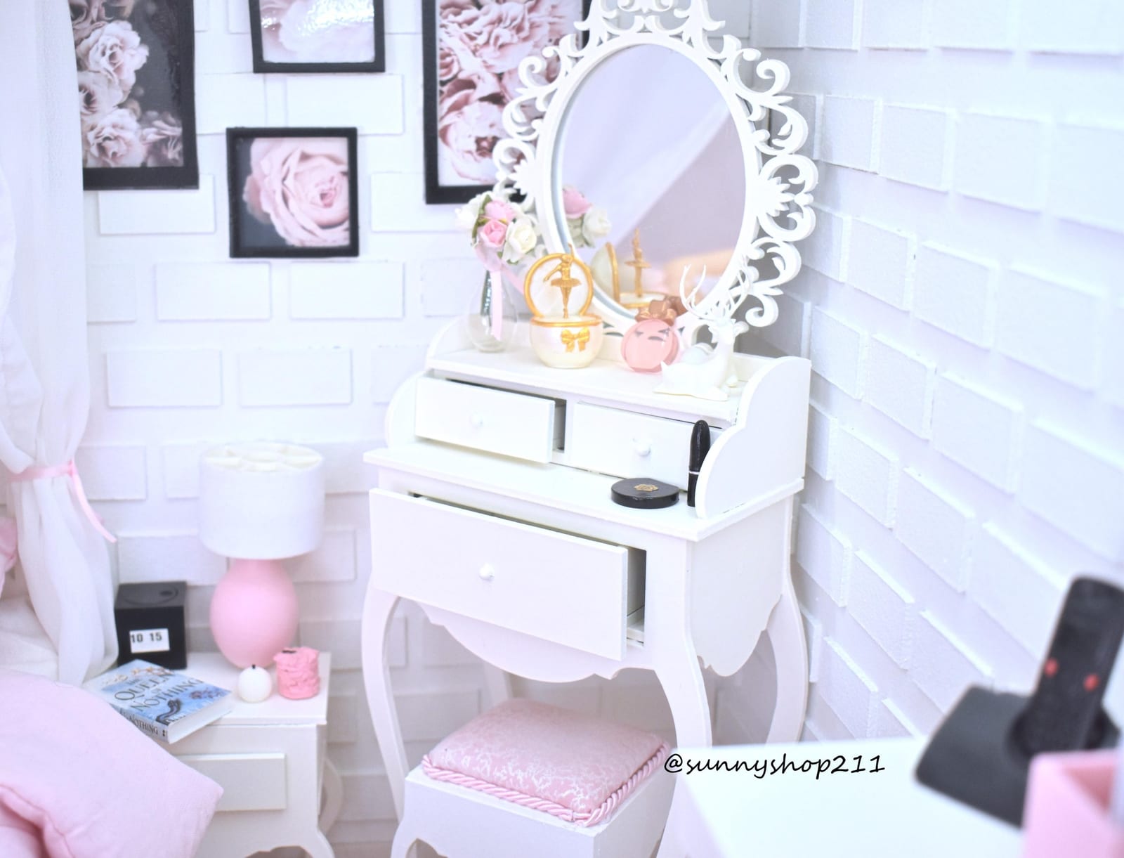 coiffeuse miniature 1/4 minifee