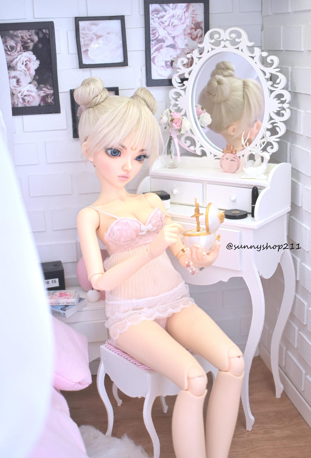 coiffeuse miniature 1/4 minifee