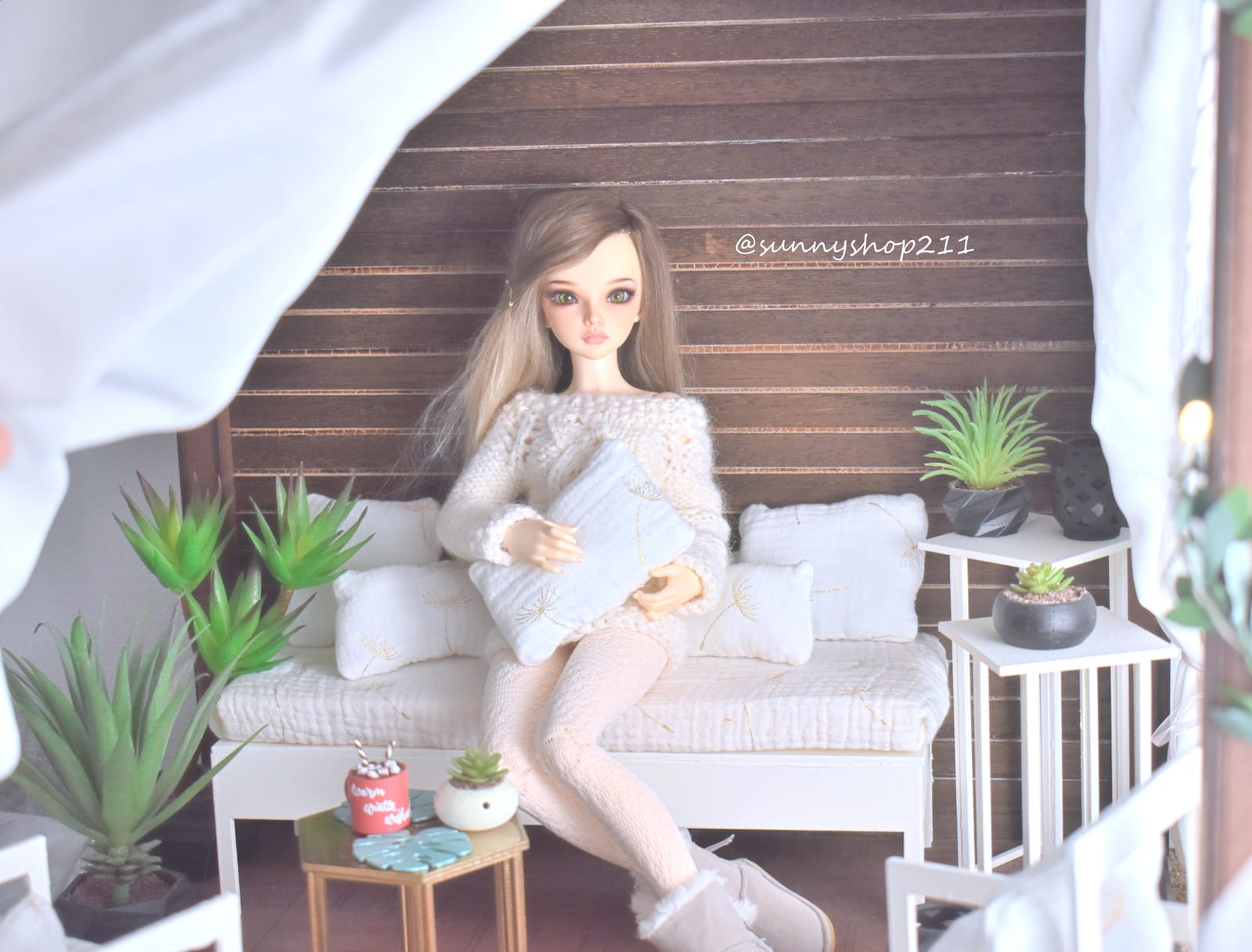 miniature furniture dioramas for dolls