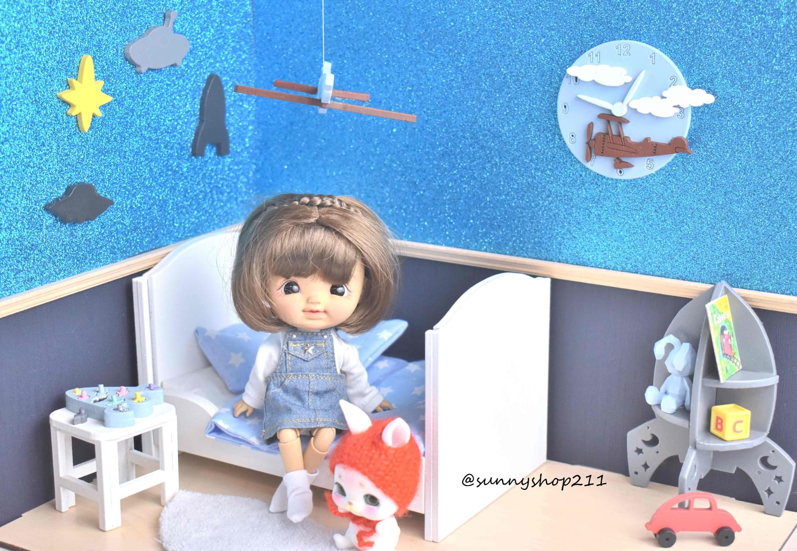 miniature furniture dioramas for dolls