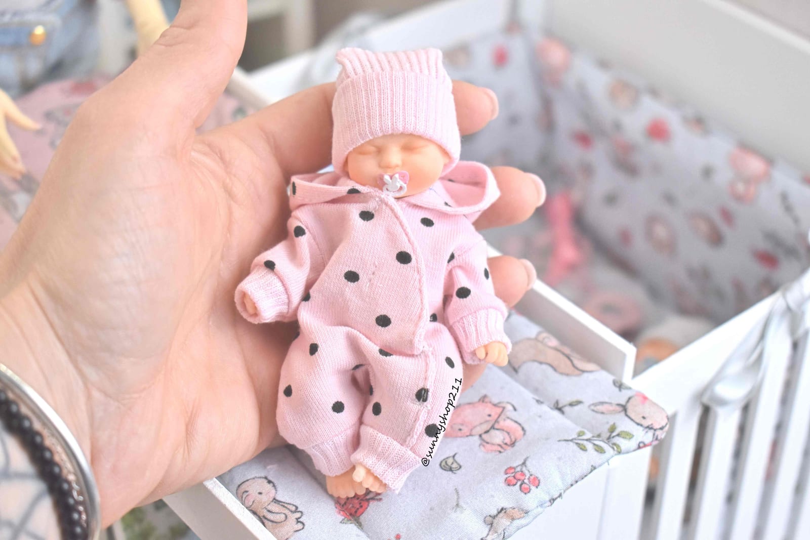 miniature furniture dioramas for dolls