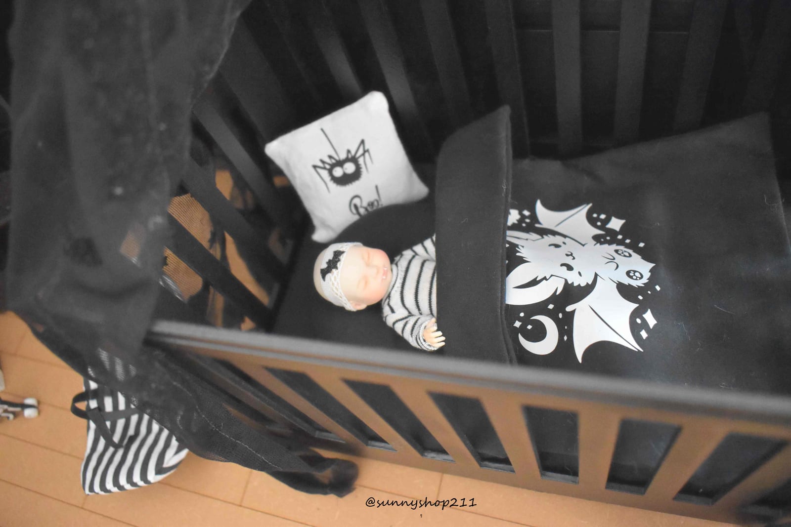 Bed set for baby bat BJD, 10 cm baby doll