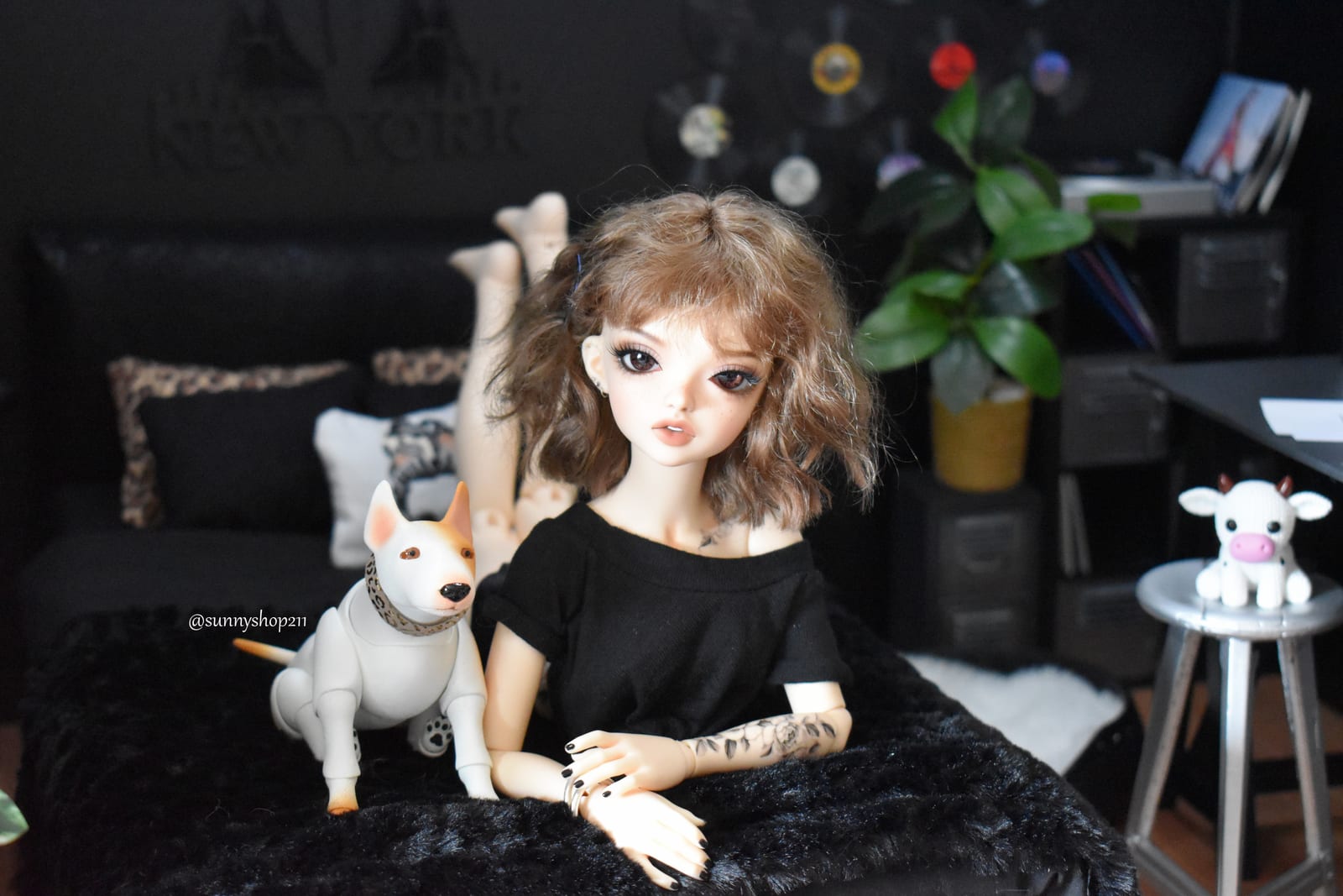 Bull Terrier BJD « Joplin » – Miniature articulée (1/4 • 1/6)