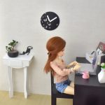 🦋 Horloge miniature 1/4 – Décoration murale diorama