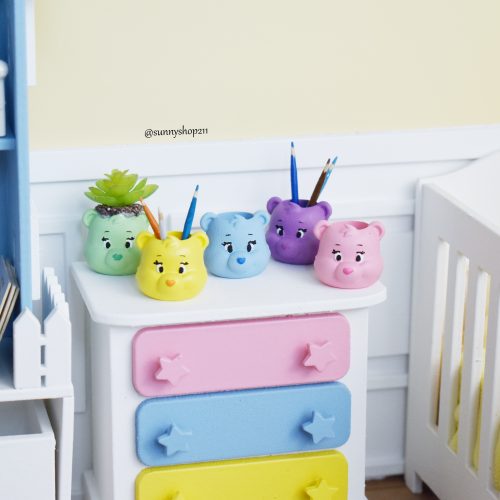 Pot à crayons miniature Bisounours – 2 cm – 1/12 · 1/8 · 1/6