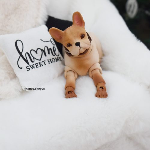 🐶 Bouledogue Français BJD – Miniature articulée (env. 9,5 cm)