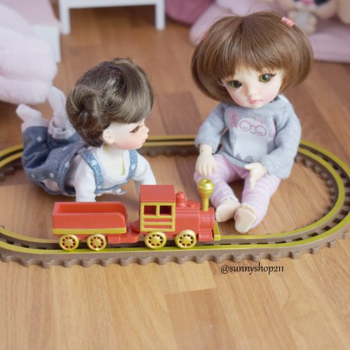 Set Petit Train de Noël – 1/8 (Pukifee, Lati Yellow, Zoé, Stodoll…)