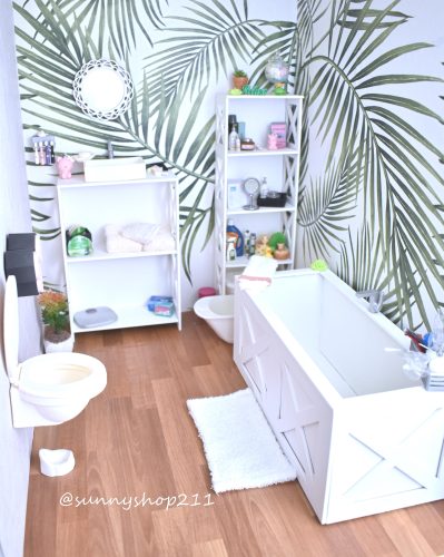 Une salle de bain miniature 1/4
