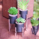 Lot de 3 plantes miniatures sur supports – 1/6 · 1/4